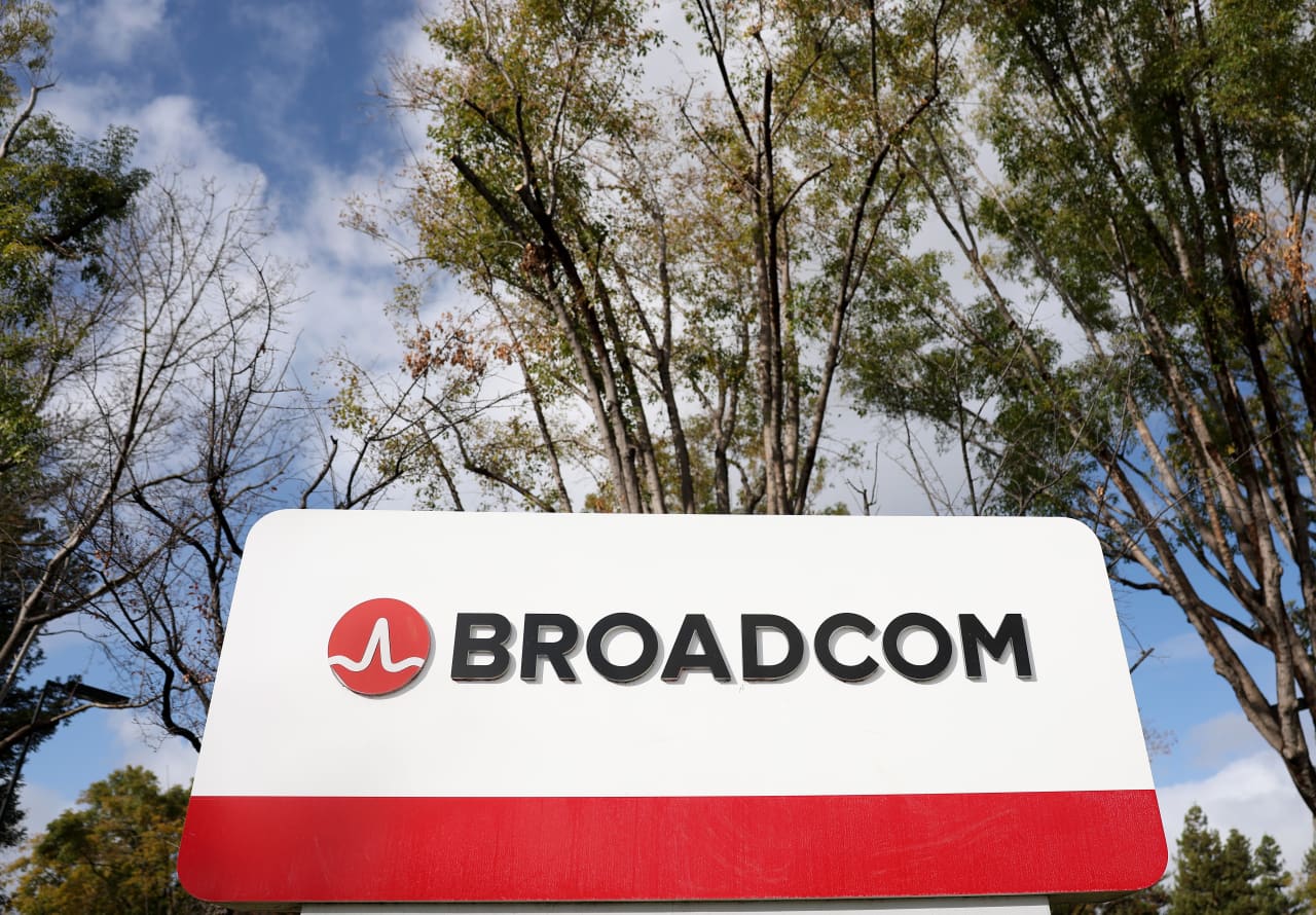 How Broadcom’s stock can surge and overcome ‘the biggest dislocation in the market’ — Mumbai Business news