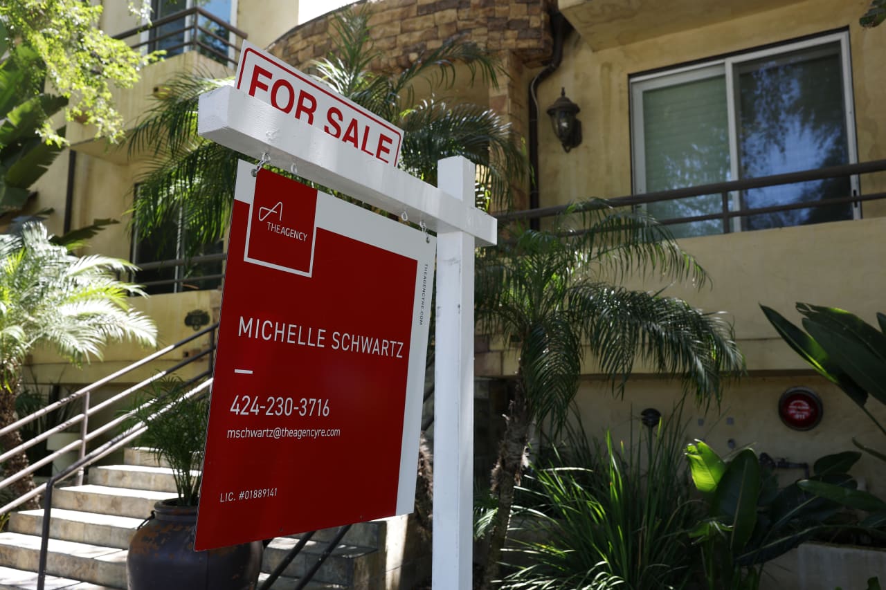 Pending home sales sink to 25-year low as buyers flee high mortgage rates — MarketWatch, Mumbai Real Estate news